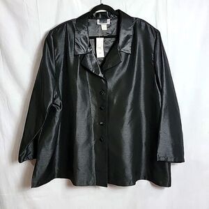 MAGGIE BARNES.. black lightweight blazer..